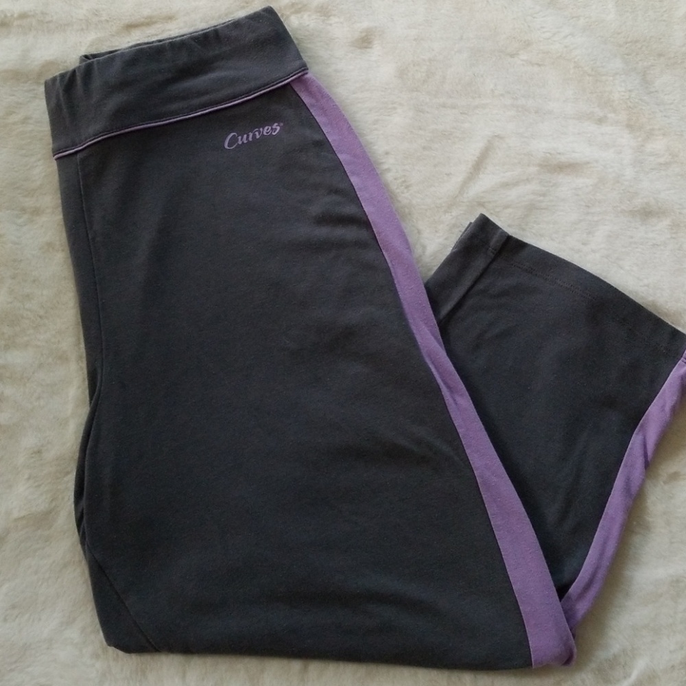 Gray Cropped Capri Curves Walking Fitness Pants